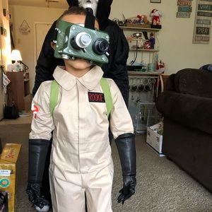 Meet your Posher, Vicktoria